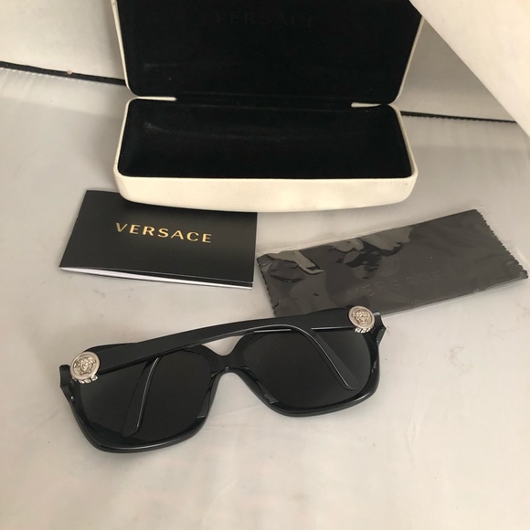 Versace sunglasses 4218B BLACK GB1/87 58MM 15 130 - Picture 3 of 8